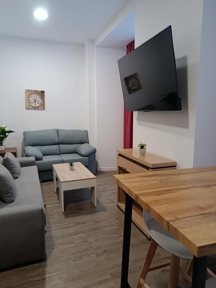 Apartamentos Turisticos Avila Puerta De San Vicente 0-2 Exterior foto